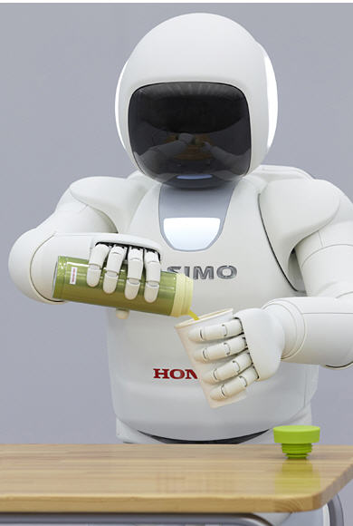 ASIMO pouring tea